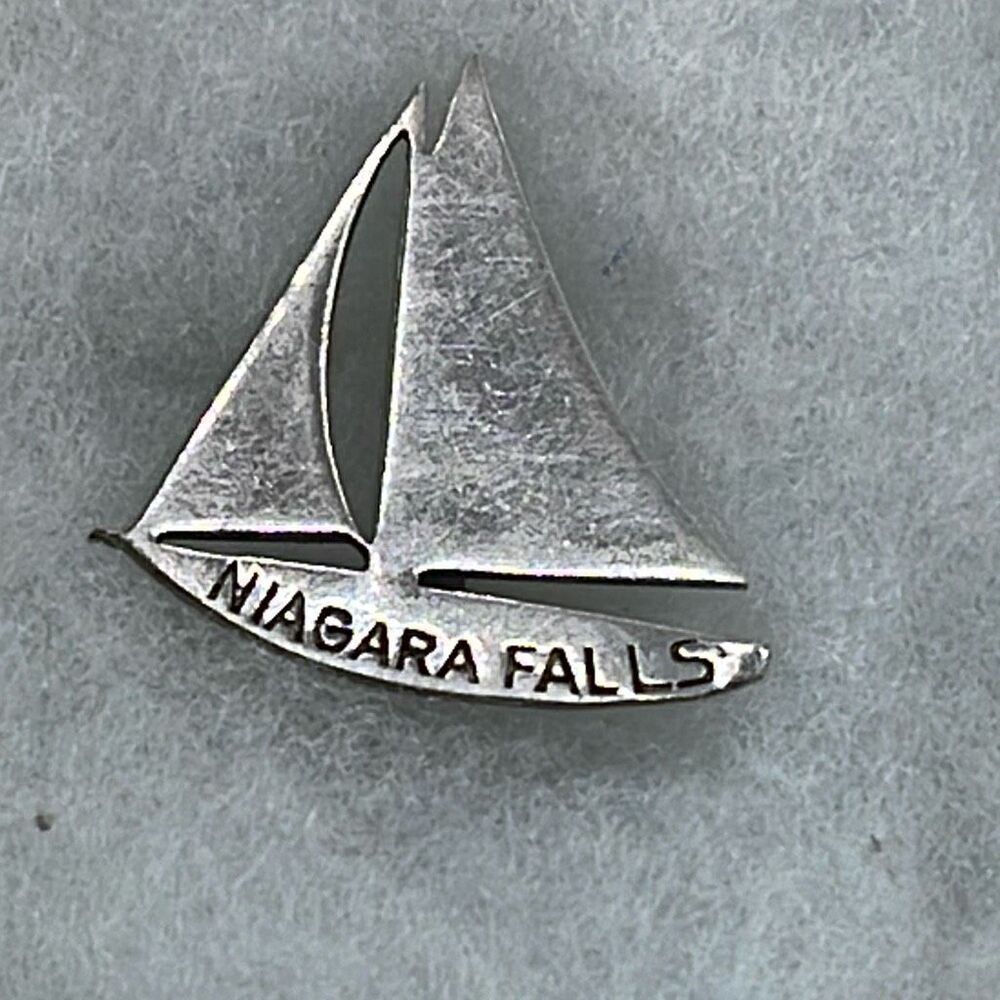 Vintage Niagara Falls silver tone sailboat brooch C clasp